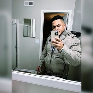 Meet your Posher, Avelino